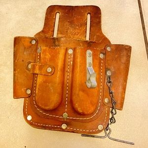 Leather electrician’s pouch